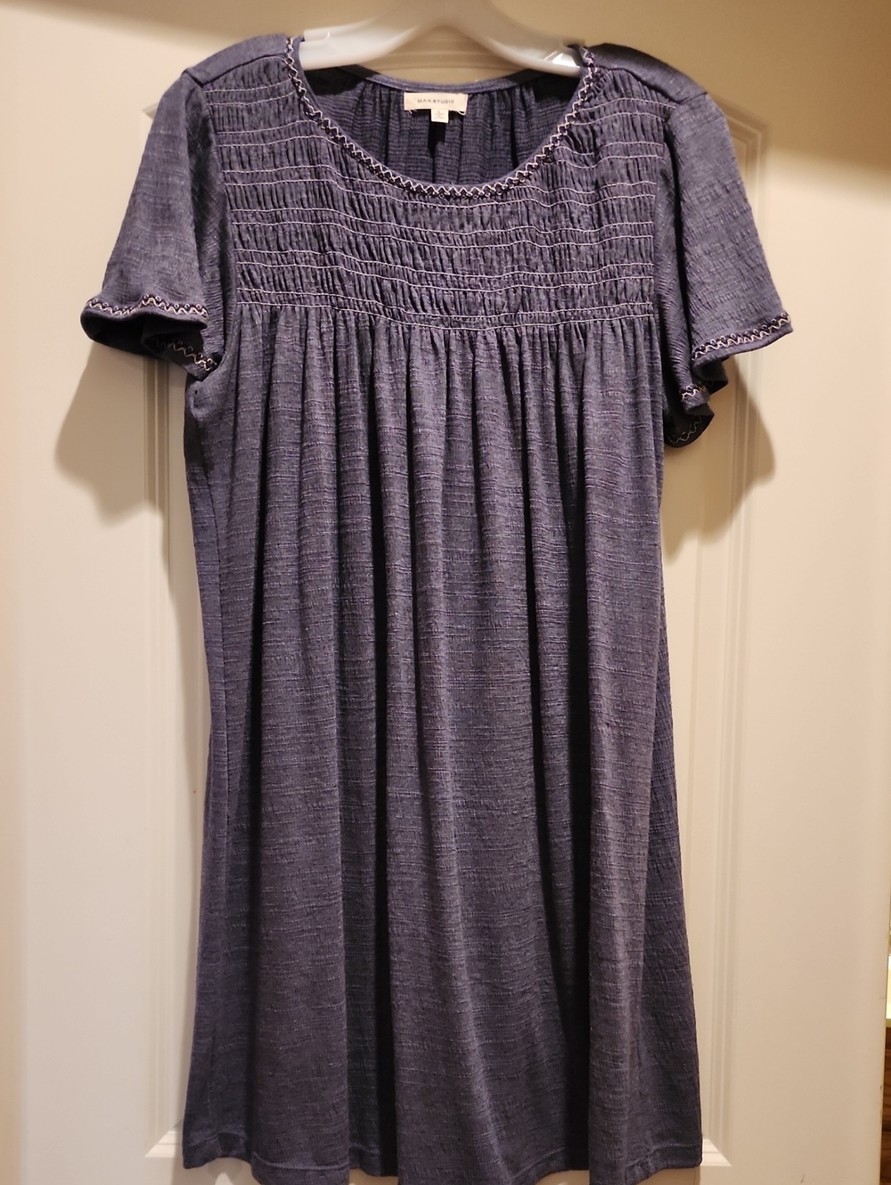 Max Studio Women's Smocked Knit Shift Dress Blue Size Large L